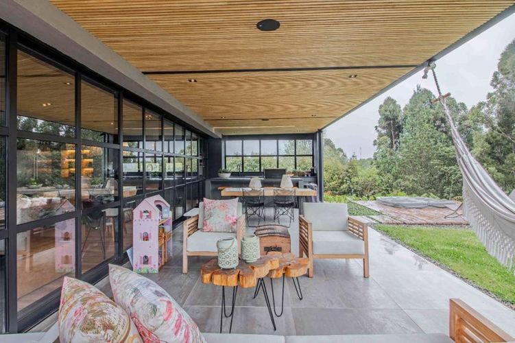 Casa de 4 alcobas en venta en Loma Del Chocho, Envigado, 420 m² · foto 6 de 24