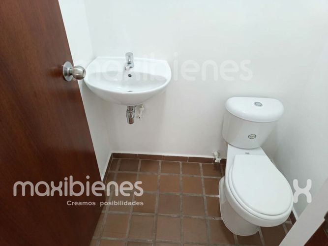 Local en arriendo en Ortiz, Apartado, 45 m² · foto 6 de 6