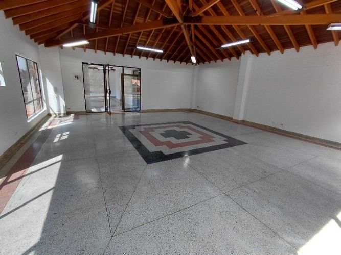 Oficina en arriendo en Estadio, Medellín, 140 m² · foto 6 de 13