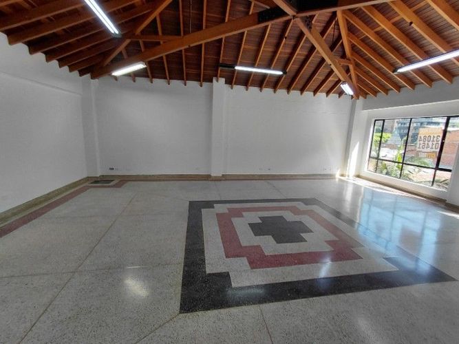 Oficina en arriendo en Estadio, Medellín, 140 m² · foto 8 de 13