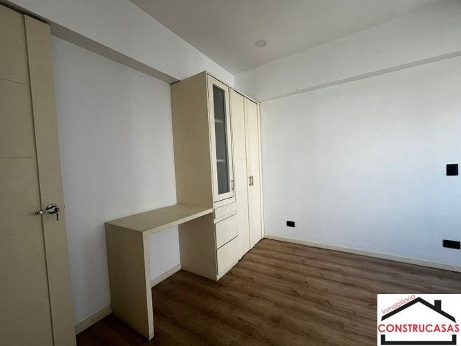 Apartamento de 3 alcobas en arriendo en Las Lomitas, Sabaneta, 110 m² · foto 13 de 24