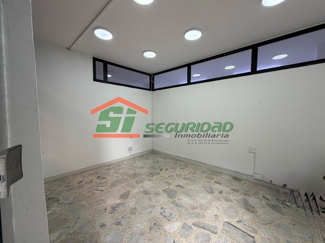Local en arriendo en Centro, Bucaramanga, 81 m² · foto 2 de 9