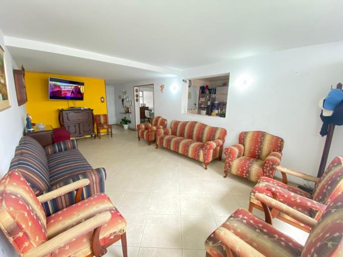 Casa en venta en Barrios Unidos, Bogotá · foto 5 de 21
