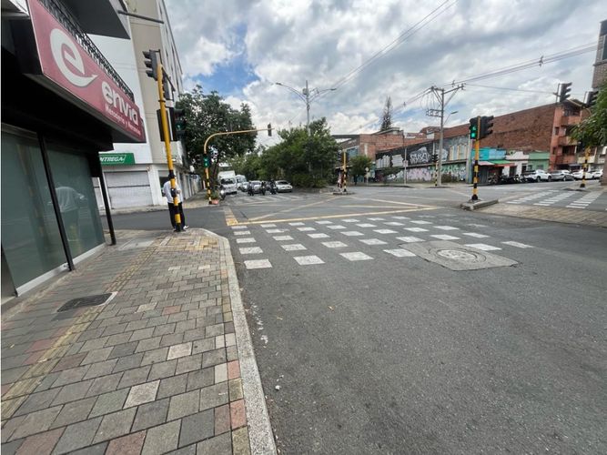 Local en arriendo en San Marcos, Envigado, 30 m² · foto 2 de 4