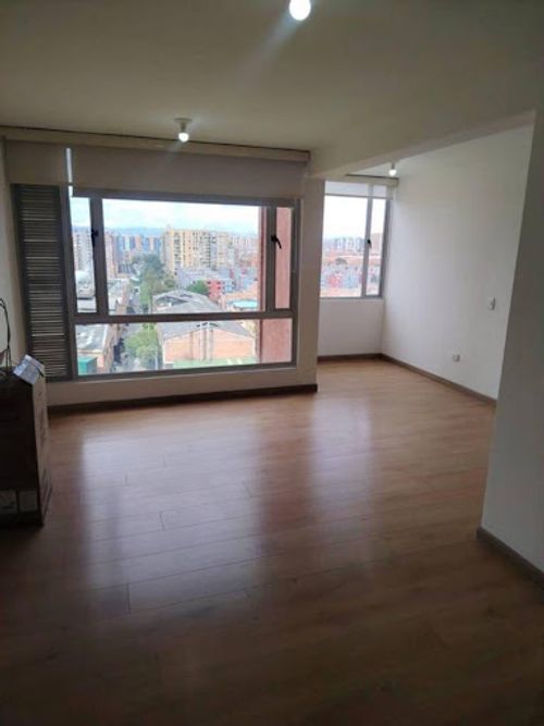 Apartamento de 2 alcobas en arriendo en El Vergel, Bogotá, 56 m² · foto 2 de 24