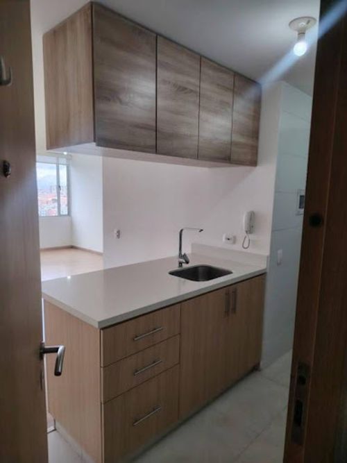 Apartamento de 2 alcobas en arriendo en El Vergel, Bogotá, 56 m² · foto 4 de 24