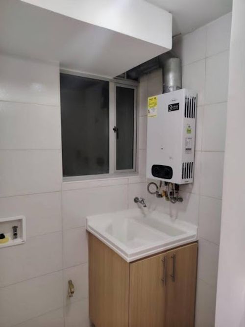 Apartamento de 2 alcobas en arriendo en El Vergel, Bogotá, 56 m² · foto 8 de 24