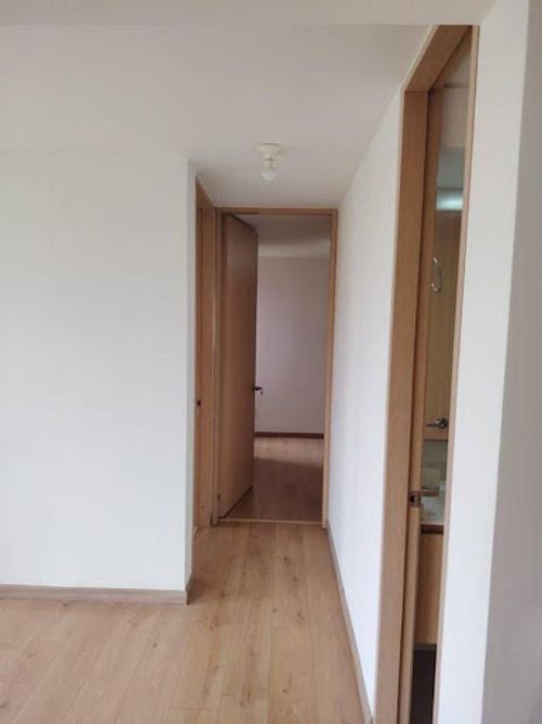 Apartamento de 2 alcobas en arriendo en El Vergel, Bogotá, 56 m² · foto 12 de 24