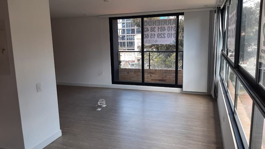 Apartaestudio en venta en Chapinero Alto, Bogotá, 40 m² · foto 3 de 11