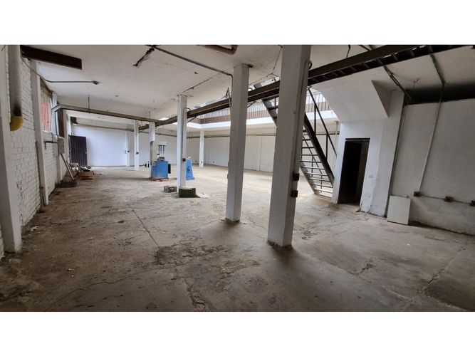 Bodega en arriendo en Juanchito, Candelaria, 500 m² · foto 2 de 15