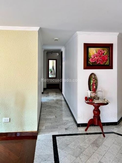 Apartamento de 3 alcobas en venta en Cedritos, Bogotá, 108 m² · foto 8 de 11