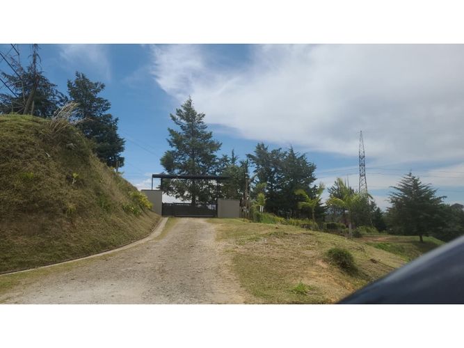 Lote en venta en La Industrial, Marinilla, 5280 m² · foto 3 de 10