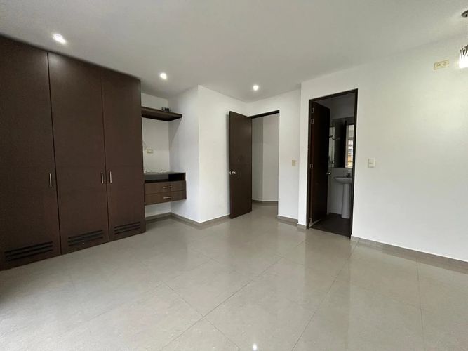 Casa de 4 alcobas en venta en Bosques De Rosa Blanca, Villavicencio, 140 m² · foto 5 de 12