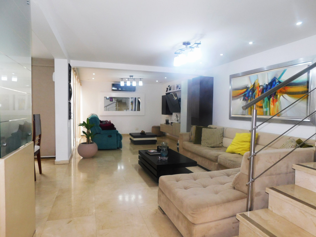 Casa en arriendo en Cr.La Castellana, Barranquilla · foto 3 de 24