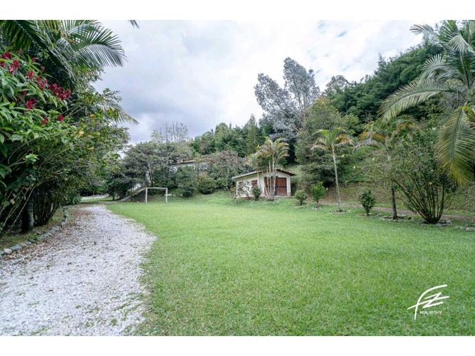 Finca en venta en El Colorado, Guarne, 410 m² · foto 7 de 24