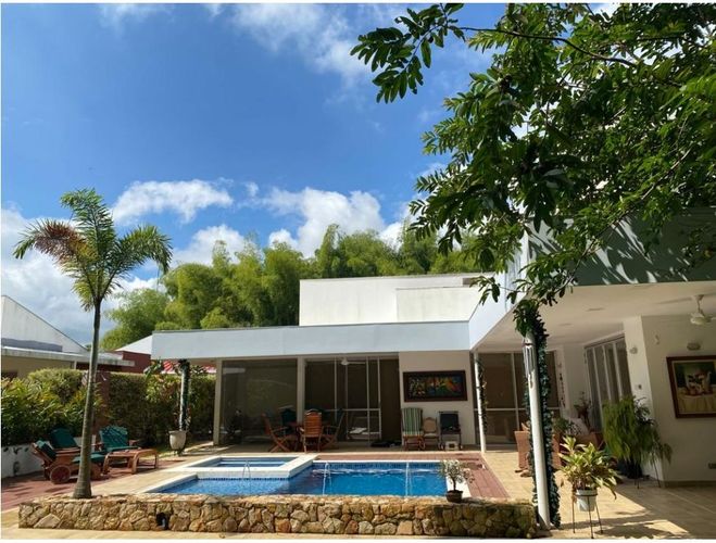 Casa de 3 alcobas en venta en Las Mercedes, Jamundí, 210 m² · foto 12 de 13
