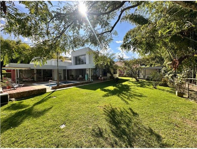 Casa de 3 alcobas en venta en Las Mercedes, Jamundí, 210 m² · foto 11 de 13