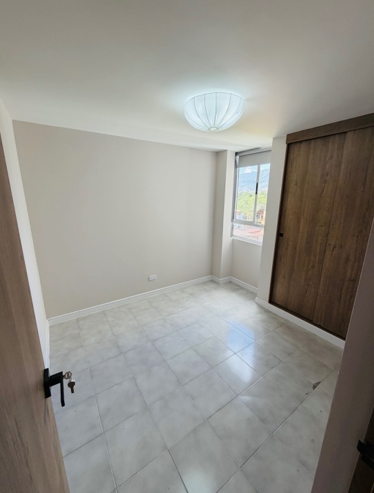 Apartamento en venta en Calasanz, Medellín · foto 8 de 10
