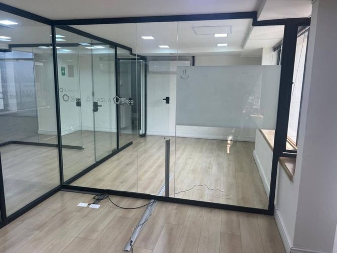 Oficina en arriendo en Milla De Oro, Medellín, 110 m² · foto 4 de 20