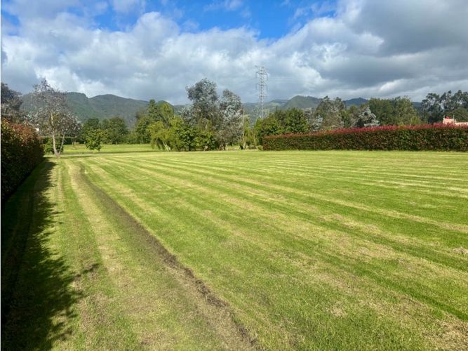 Lote en venta en Marquez, La Calera, 2800 m² · foto 5 de 16