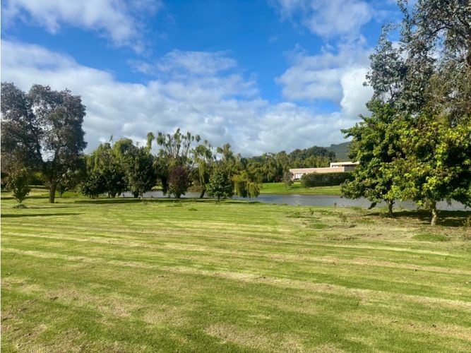 Lote en venta en Marquez, La Calera, 2800 m² · foto 6 de 16