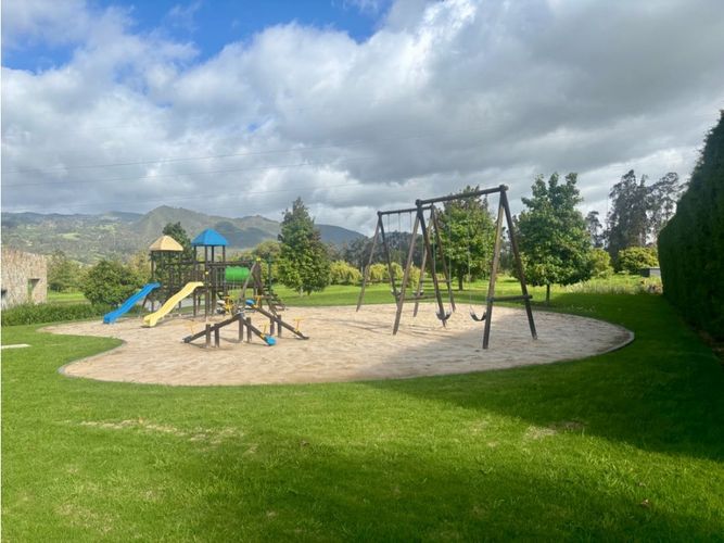 Lote en venta en Marquez, La Calera, 2800 m² · foto 11 de 16
