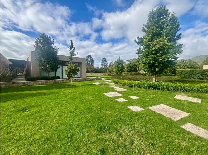 Lote en venta en Marquez, La Calera, 2800 m² · foto 12 de 16