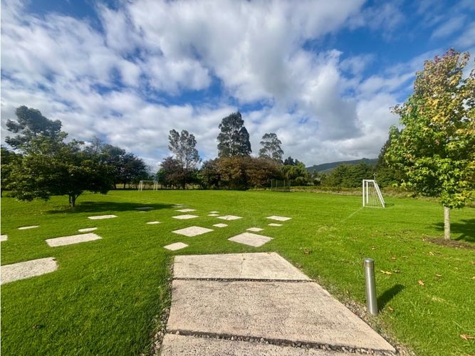 Lote en venta en Marquez, La Calera, 2800 m² · foto 14 de 16