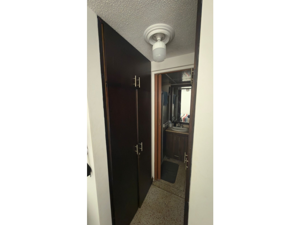 Apartamento en venta en La Almeria, Medellín · foto 7 de 8