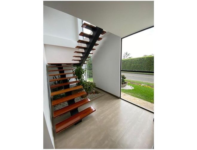 Casa de 5 alcobas en venta en Alfaguara, Jamundí, 360 m² · foto 12 de 13