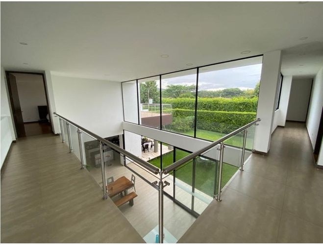 Casa de 5 alcobas en venta en Alfaguara, Jamundí, 360 m² · foto 5 de 13