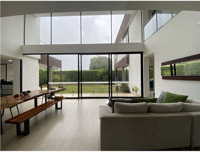 Casa de 5 alcobas en venta en Alfaguara, Jamundí, 360 m² · foto 9 de 13
