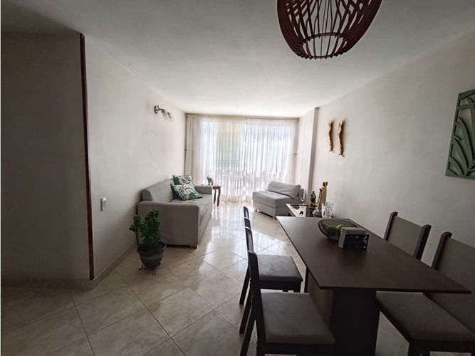 Apartamento de 3 alcobas en venta en Estadio, Medellín, 77 m² · foto 2 de 17