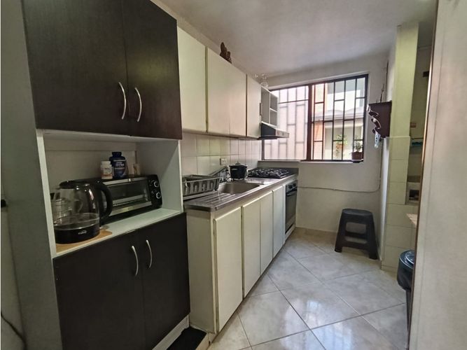 Apartamento de 3 alcobas en venta en Estadio, Medellín, 77 m² · foto 5 de 17