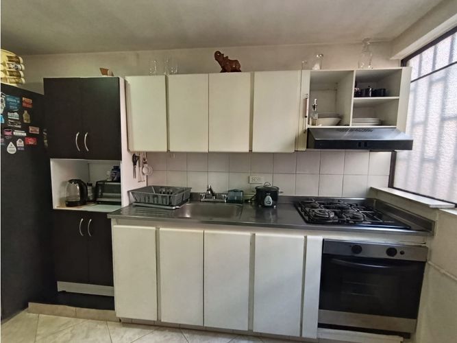 Apartamento de 3 alcobas en venta en Estadio, Medellín, 77 m² · foto 6 de 17