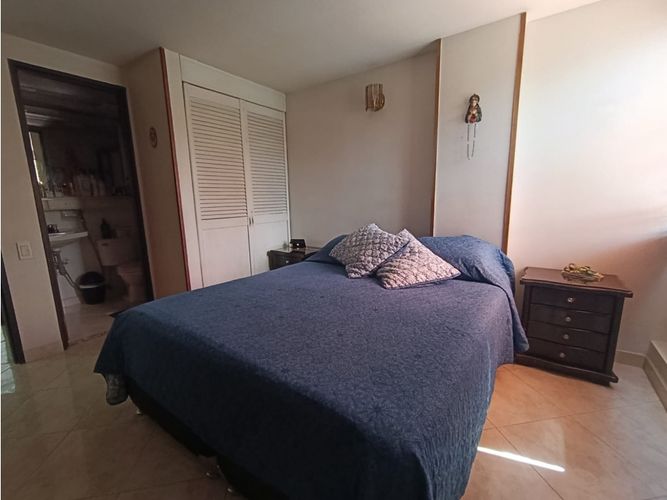 Apartamento de 3 alcobas en venta en Estadio, Medellín, 77 m² · foto 11 de 17