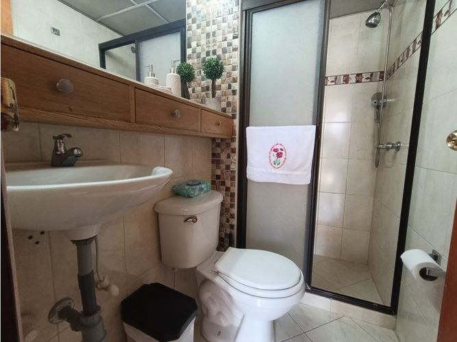 Apartamento de 3 alcobas en venta en Estadio, Medellín, 77 m² · foto 12 de 17