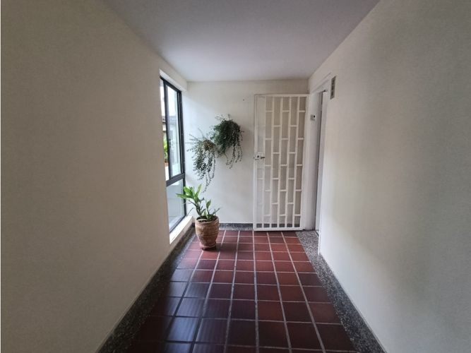 Apartamento de 3 alcobas en venta en Estadio, Medellín, 77 m² · foto 15 de 17