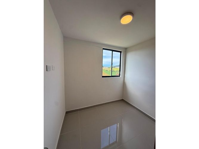 Apartamento de 3 alcobas en venta en Campo Alegre, El Carmen de Viboral, 52 m² · foto 5 de 9