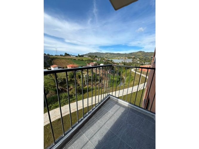 Apartamento de 3 alcobas en venta en Campo Alegre, El Carmen de Viboral, 52 m² · foto 9 de 9
