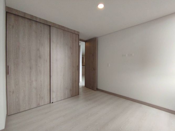 Apartamento de 2 alcobas en venta en San Antonio De Pereira, Rionegro, 74 m² · foto 16 de 20