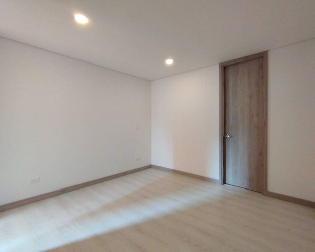Apartamento de 2 alcobas en venta en San Antonio De Pereira, Rionegro, 74 m² · foto 17 de 20
