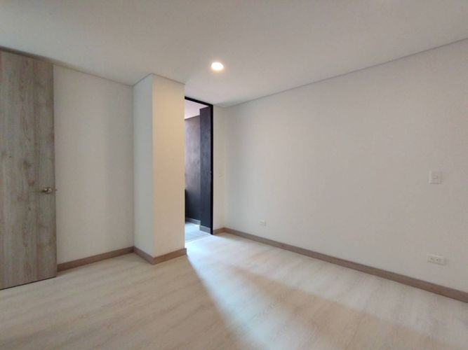 Apartamento de 2 alcobas en venta en San Antonio De Pereira, Rionegro, 74 m² · foto 18 de 20