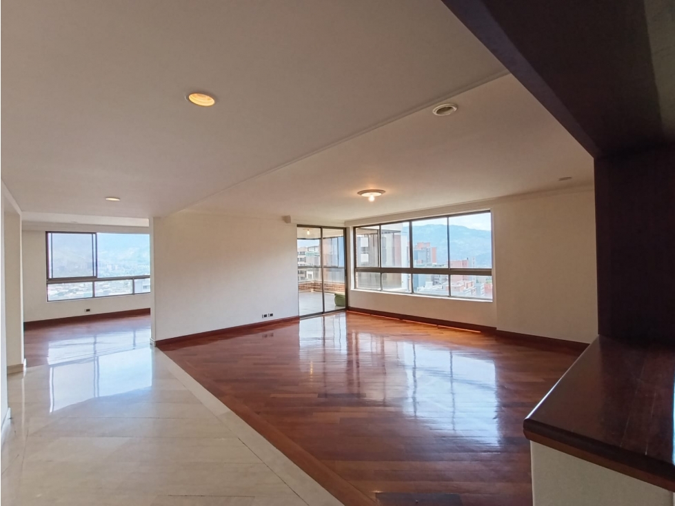 Apartamento en venta en Castropol, Medellín · foto 5 de 21