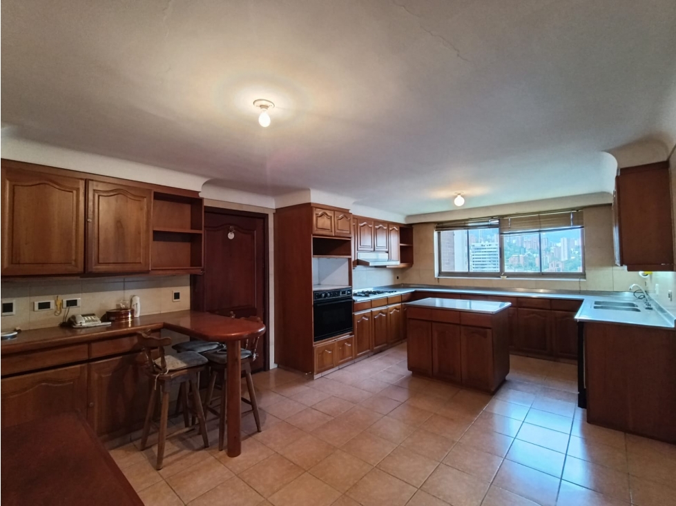 Apartamento en venta en Castropol, Medellín · foto 9 de 21