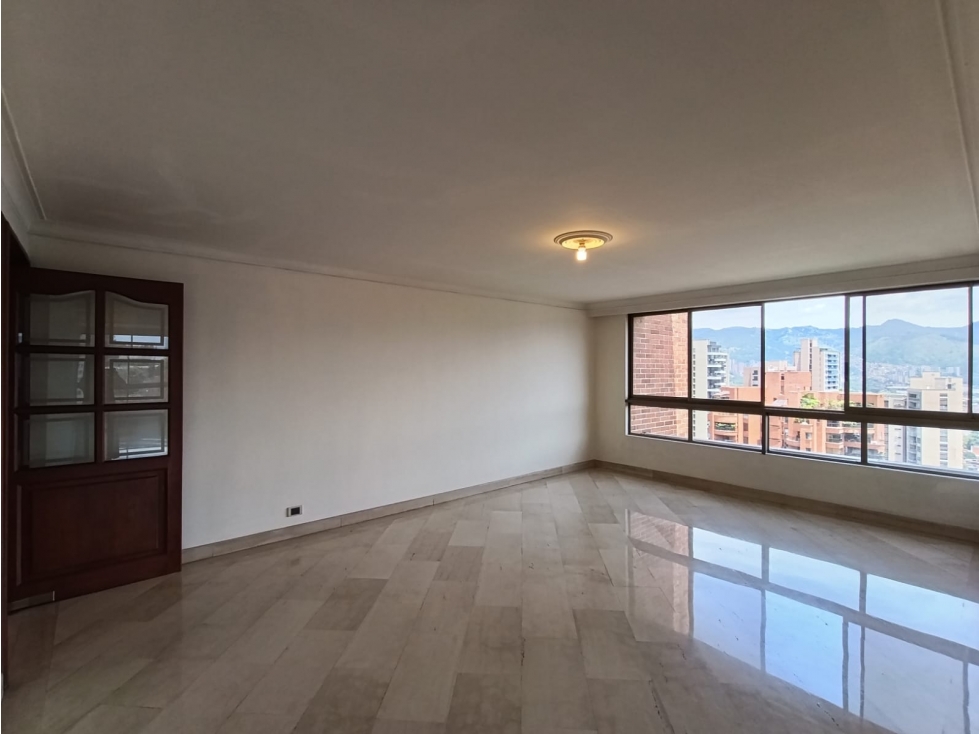 Apartamento en venta en Castropol, Medellín · foto 11 de 21