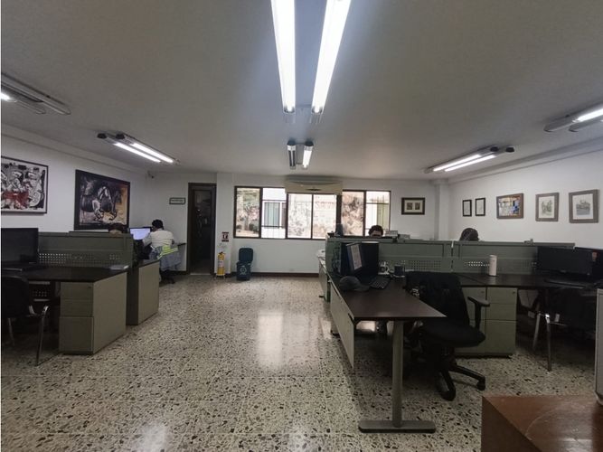 Oficina en venta en Suramericana, Medellín, 219 m² · foto 4 de 12