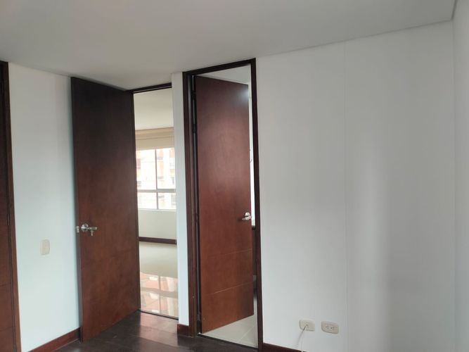 Apartamento de 3 alcobas en arriendo en Santa María De Los Ángeles, Medellín, 147 m² · foto 13 de 19