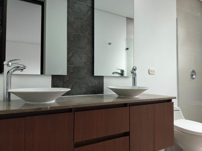 Apartamento de 3 alcobas en arriendo en Santa María De Los Ángeles, Medellín, 147 m² · foto 18 de 19