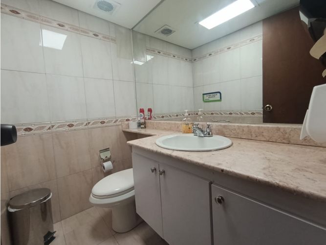 Oficina en venta en Suramericana, Medellín, 219 m² · foto 11 de 12